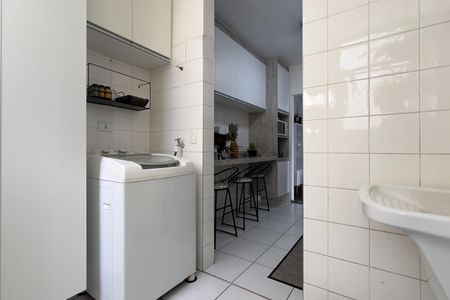 Apartamento à venda com 90m², 3 quartos e 2 vagasCozinha e Área de Serviço