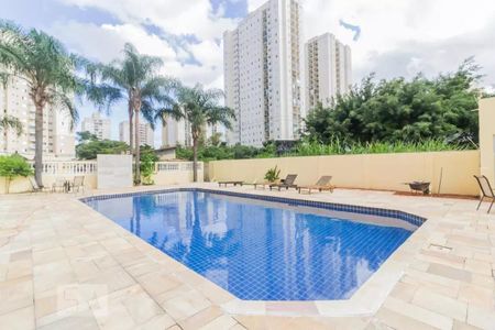 Apartamento à venda com 90m², 3 quartos e 2 vagasPiscina