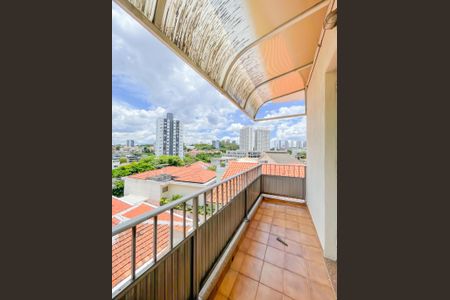 Varanda de casa à venda com 3 quartos, 120m² em Jardim Bela Vista, Osasco
