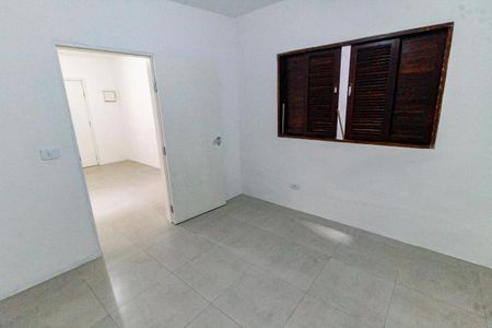 Quarto 1 de casa para alugar com 2 quartos, 50m² em Jardim Record, Taboão da Serra