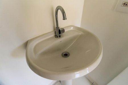 Apartamento para alugar com 38m², 2 quartos e sem vagaBanheiro