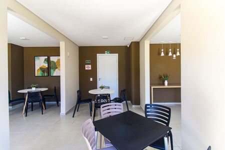 Apartamento para alugar com 38m², 2 quartos e sem vagaÁrea comum - Salão de festas