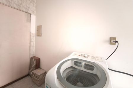 Apartamento para alugar com 66m², 2 quartos e 1 vagaÁrea de Serviço