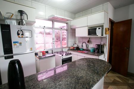 Apartamento à venda com 150m², 2 quartos e sem vagaCozinha