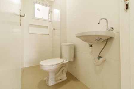 Apartamento à venda com 42m², 2 quartos e sem vaga Apartamento à venda com 42m², 2 quartos e sem vagaBanheiro