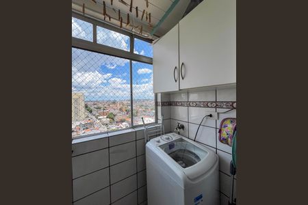 Apartamento à venda com 64m², 2 quartos e 1 vagaÁrea de Serviço