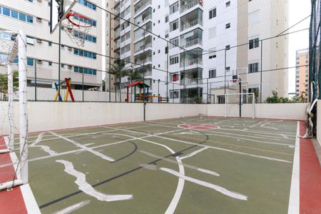 Apartamento à venda com 89m², 3 quartos e 2 vagas Apartamento à venda com 89m², 3 quartos e 2 vagasÁrea comum - Quadra esportiva