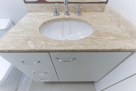 Apartamento à venda com 89m², 3 quartos e 2 vagas Apartamento à venda com 89m², 3 quartos e 2 vagasBanheiro da suíte