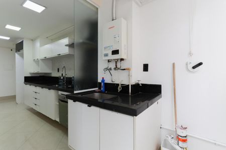 Apartamento à venda com 89m², 3 quartos e 2 vagas Apartamento à venda com 89m², 3 quartos e 2 vagasÁrea de serviço