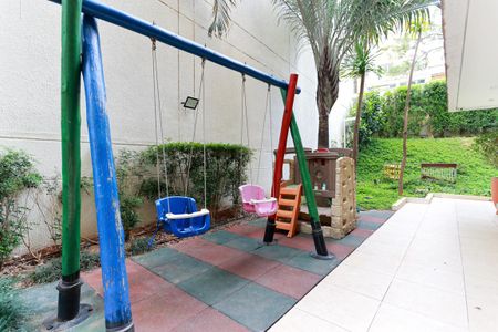 Apartamento à venda com 89m², 3 quartos e 2 vagas Apartamento à venda com 89m², 3 quartos e 2 vagasÁrea comum - Playground 2