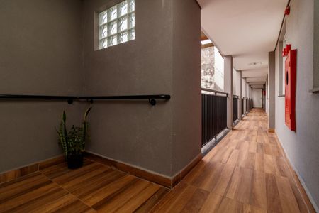 Apartamento à venda com 42m², 2 quartos e sem vagaÁrea comum