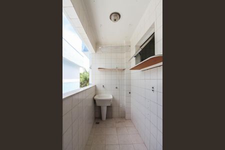 Apartamento à venda com 72m², 3 quartos e 1 vagaÁrea de Serviço