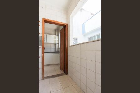 Apartamento à venda com 72m², 3 quartos e 1 vagaÁrea de Serviço