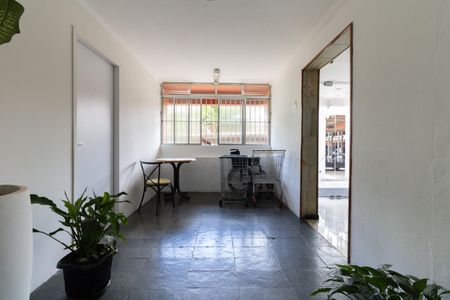 Apartamento à venda com 55m², 2 quartos e 1 vagaHall de Entrada 