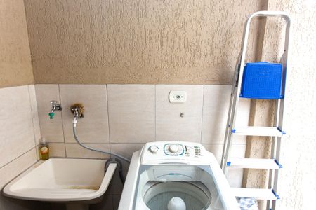 Casa à venda com 180m², 2 quartos e 2 vagas Casa à venda com 180m², 2 quartos e 2 vagasÁrea de Serviço