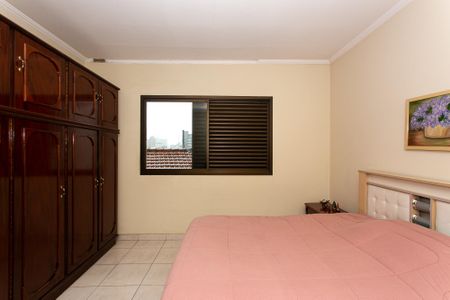 Quarto 1 de casa à venda com 2 quartos, 180m² em Vila Carrão, São Paulo