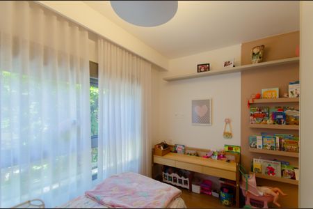 Apartamento à venda com 128m², 3 quartos e 2 vagasSuíte 2