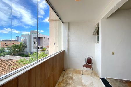 Apartamento para alugar com 230m², 4 quartos e 3 vagasVaranda da Sala de Estar