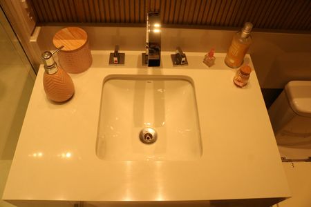 Apartamento à venda com 60m², 1 quarto e 1 vagaBanheiro 2