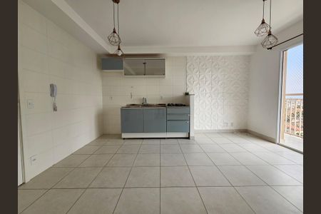 Sala/Cozinha de kitnet/studio para alugar com 1 quarto, 37m² em Vila das Belezas, São Paulo