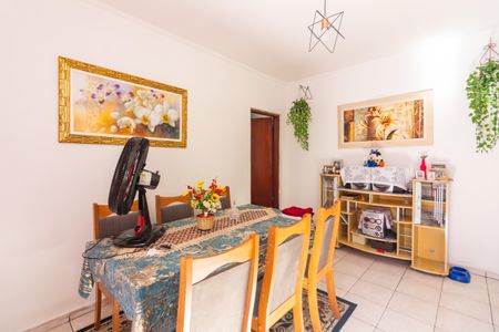 Sala  de casa à venda com 7 quartos, 180m² em Padroeira, Osasco