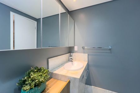 Apartamento à venda com 127m², 3 quartos e 2 vagas Apartamento à venda com 127m², 3 quartos e 2 vagasBanheiro do quarto 2