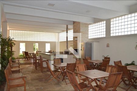 Apartamento à venda com 127m², 3 quartos e 2 vagas Apartamento à venda com 127m², 3 quartos e 2 vagasChurrasqueira