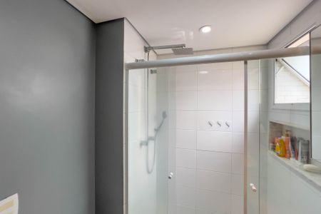 Apartamento à venda com 127m², 3 quartos e 2 vagas Apartamento à venda com 127m², 3 quartos e 2 vagasBanheiro do quarto 2