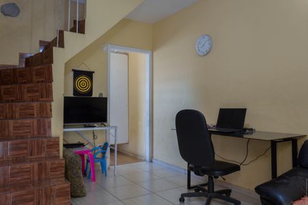 Sala de casa à venda com 2 quartos, 80m² em Jardim Calux, São Bernardo do Campo