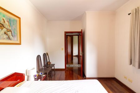 Casa para alugar com 261m², 4 quartos e 4 vagasQuarto 3