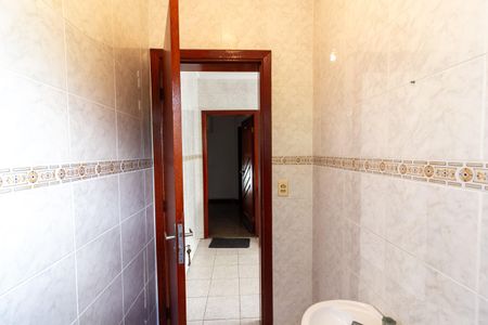 Casa para alugar com 261m², 4 quartos e 4 vagasBanheiro de Serviço