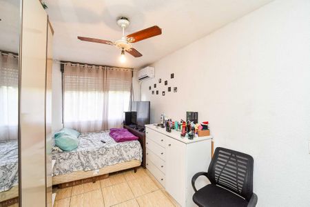 Quarto de apartamento à venda com 1 quarto, 40m² em Jardim Sabará, Porto Alegre