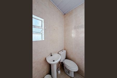 Casa para alugar com 49m², 2 quartos e sem vaga Casa para alugar com 49m², 2 quartos e sem vagaBanheiro