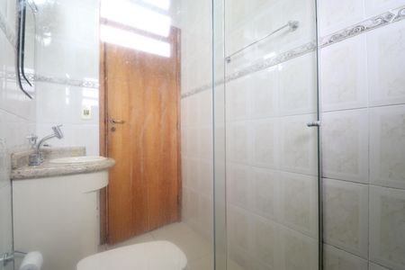 Casa à venda com 263m², 3 quartos e 4 vagasBanheiro Social