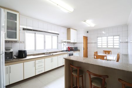Casa à venda com 263m², 3 quartos e 4 vagasCozinha