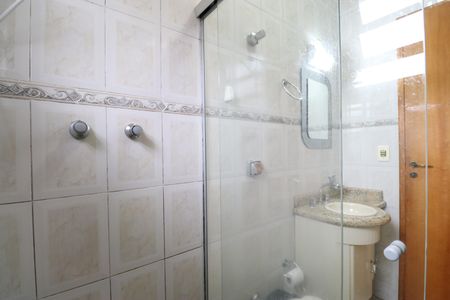 Casa à venda com 263m², 3 quartos e 4 vagasBanheiro Social