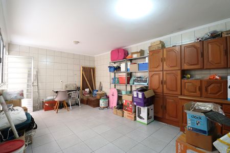 Casa à venda com 263m², 3 quartos e 4 vagasQuarto de Serviço