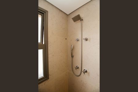 Apartamento à venda com 104m², 3 quartos e 2 vagas Apartamento à venda com 104m², 3 quartos e 2 vagasBanheiro da Suíte