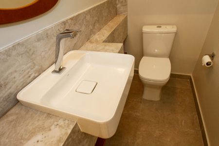 Apartamento à venda com 104m², 3 quartos e 2 vagas Apartamento à venda com 104m², 3 quartos e 2 vagasLavabo