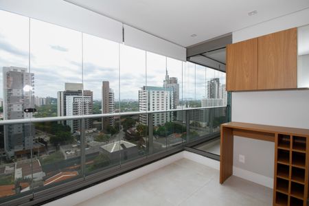 Apartamento à venda com 104m², 3 quartos e 2 vagas Apartamento à venda com 104m², 3 quartos e 2 vagasVaranda