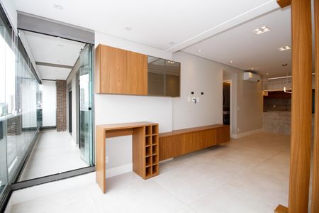 Varanda de apartamento para alugar com 3 quartos, 104m² em Pinheiros, São Paulo