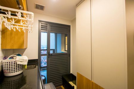 Apartamento à venda com 104m², 3 quartos e 2 vagas Apartamento à venda com 104m², 3 quartos e 2 vagasÁrea de serviço