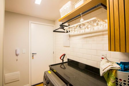 Apartamento à venda com 104m², 3 quartos e 2 vagas Apartamento à venda com 104m², 3 quartos e 2 vagasÁrea de serviço