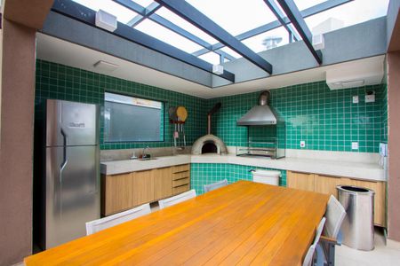 Apartamento à venda com 104m², 3 quartos e 2 vagas Apartamento à venda com 104m², 3 quartos e 2 vagasÁrea comum - Churrasqueira