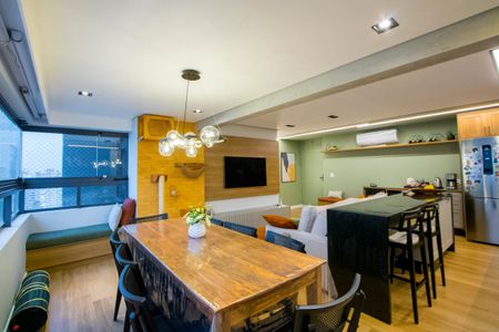 Apartamento à venda com 104m², 3 quartos e 2 vagas Apartamento à venda com 104m², 3 quartos e 2 vagasVaranda gourmet