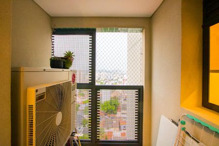 Apartamento à venda com 104m², 3 quartos e 2 vagas Apartamento à venda com 104m², 3 quartos e 2 vagasVaranda da área de serviço