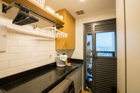 Apartamento à venda com 104m², 3 quartos e 2 vagas Apartamento à venda com 104m², 3 quartos e 2 vagasÁrea de serviço