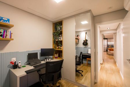 Apartamento à venda com 104m², 3 quartos e 2 vagas Apartamento à venda com 104m², 3 quartos e 2 vagasQuarto 2