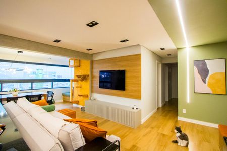 Sala de apartamento à venda com 3 quartos, 104m² em Vila Assunção, Santo André