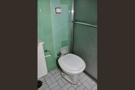 Apartamento para alugar com 79m², 2 quartos e 1 vagaDetalhe - Banheiro Social